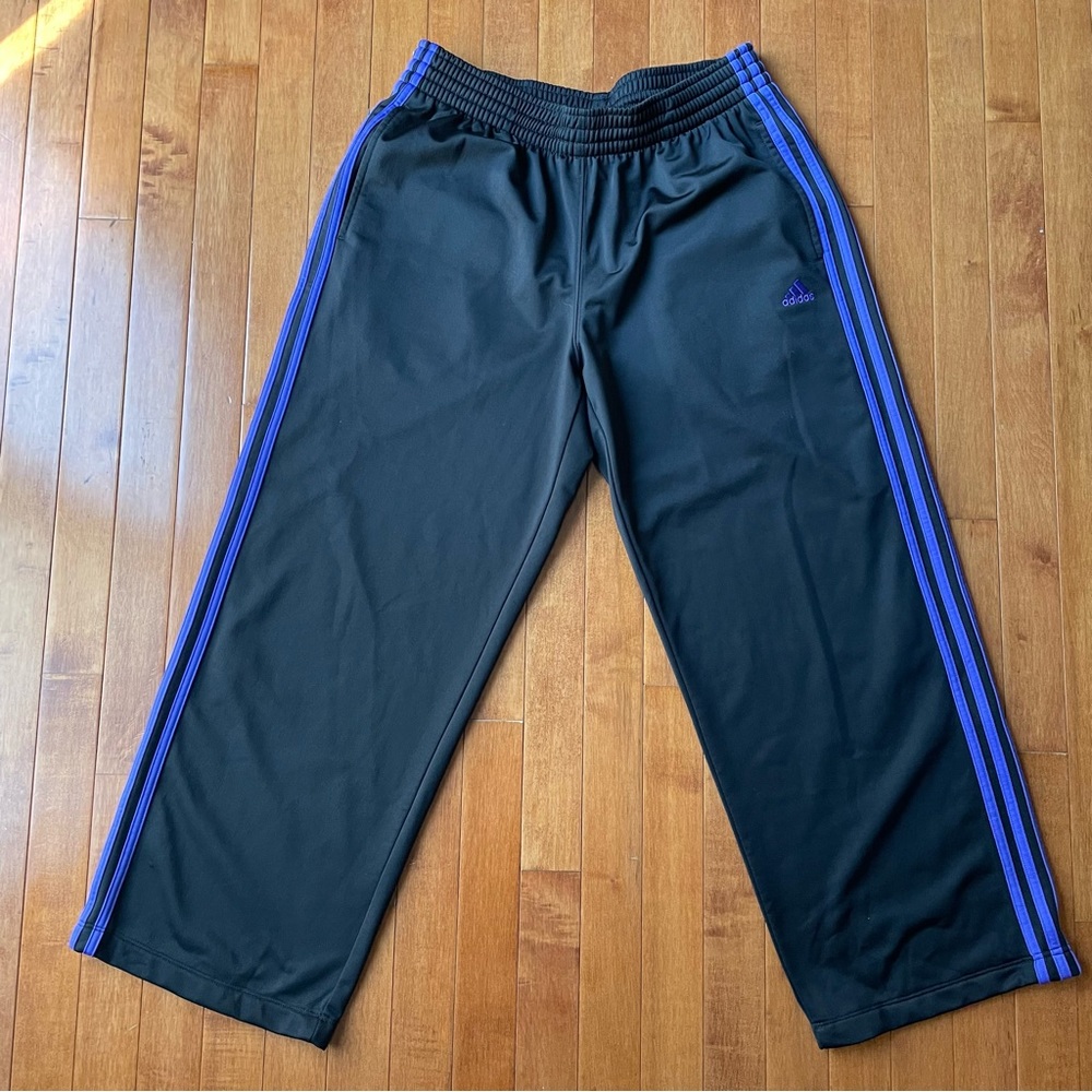 Adidas Womens  Essentials Black and Purple 3 Stripe Jogger track Pants‎